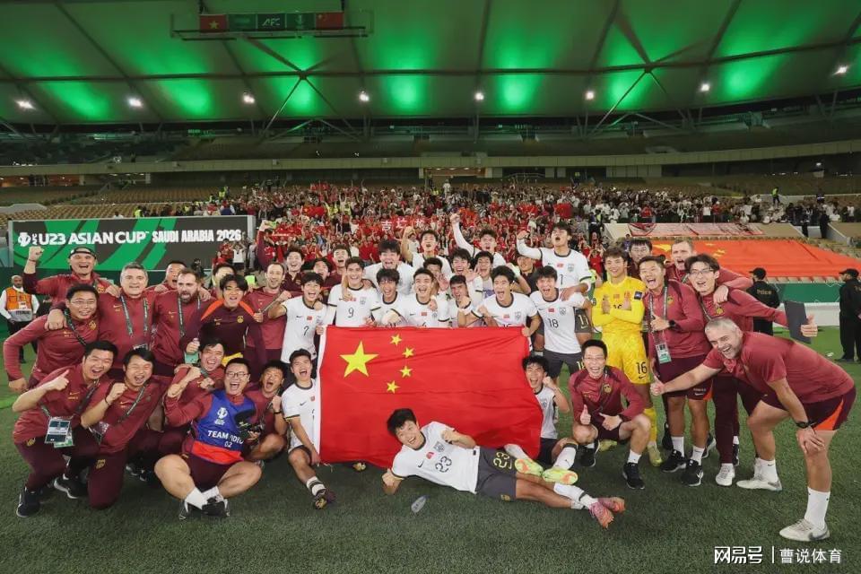 利来国际登录入口-跪地道歉！越南队头号球星被打服，53岁安东尼奥找到日本队漏洞